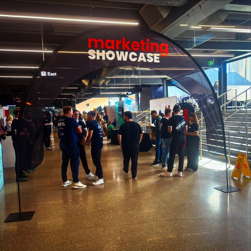 Zoom+ Arch Werbebogen – Mobiler Eventbogen - VIS24